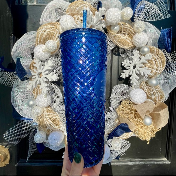 Starbucks 2022 Azure Blue Jewelled Holiday Cold Cup Tumbler Venti 24oz - Picture 3 of 4